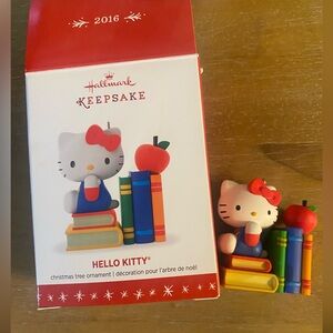 2016 Hello Kitty Hallmark Keepsake ornament